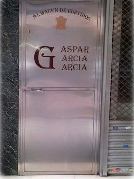 Curtidos Gaspar García puerta